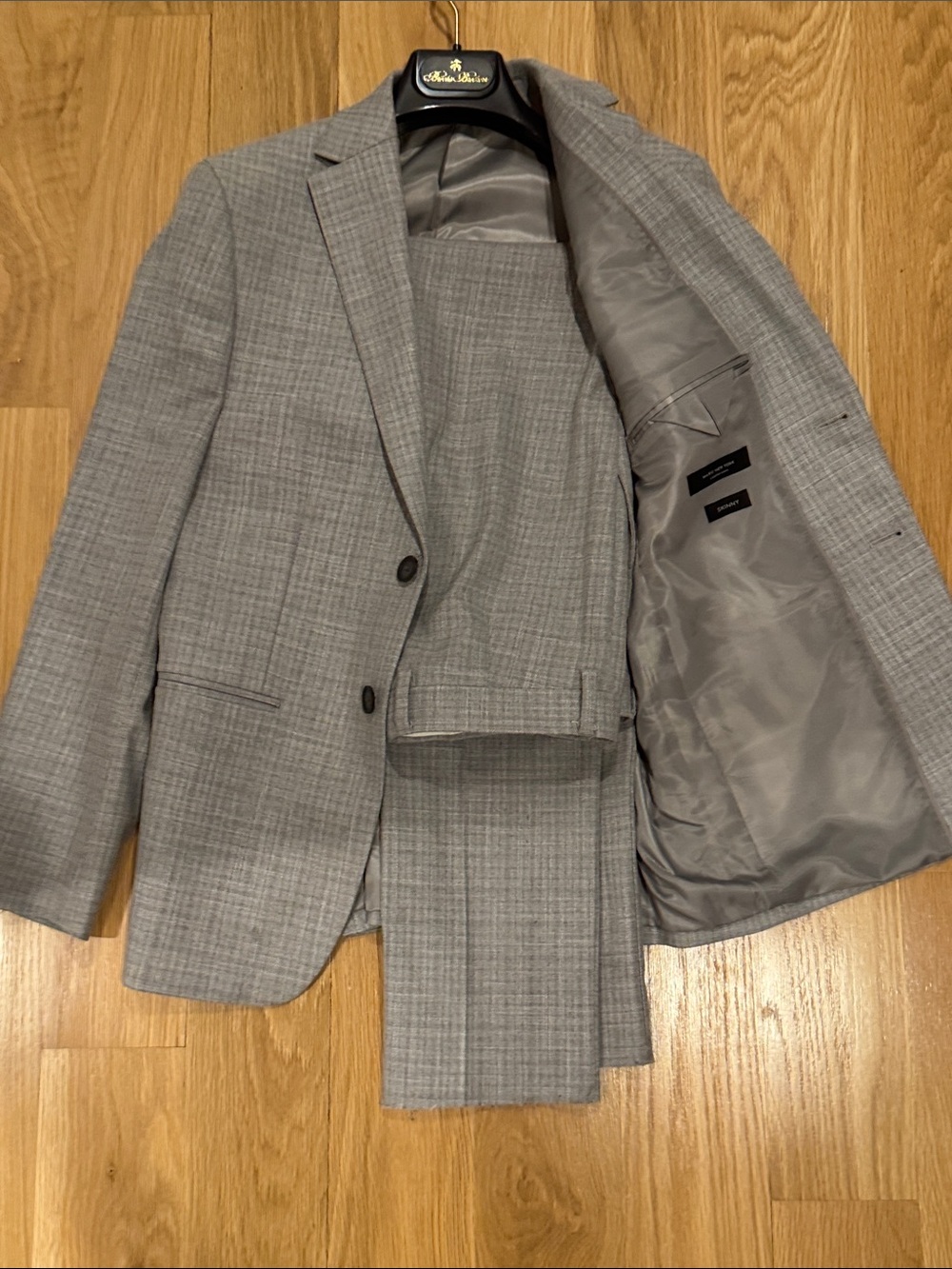 Marc New York Light Gray Glen Plaid Two-Piece Suit